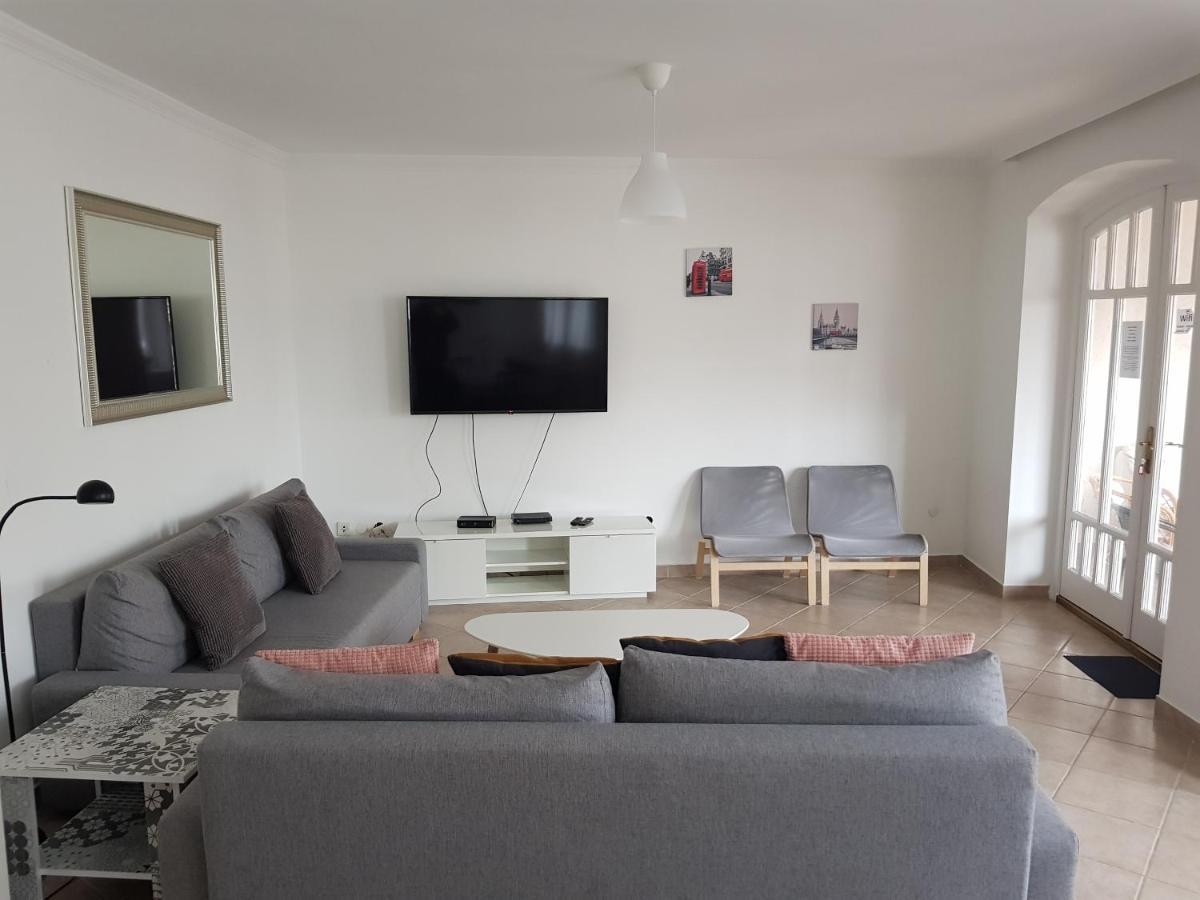 Zoli Apartmanok-Zoli Koelcsey 19 Villa Hajdúszoboszló المظهر الخارجي الصورة