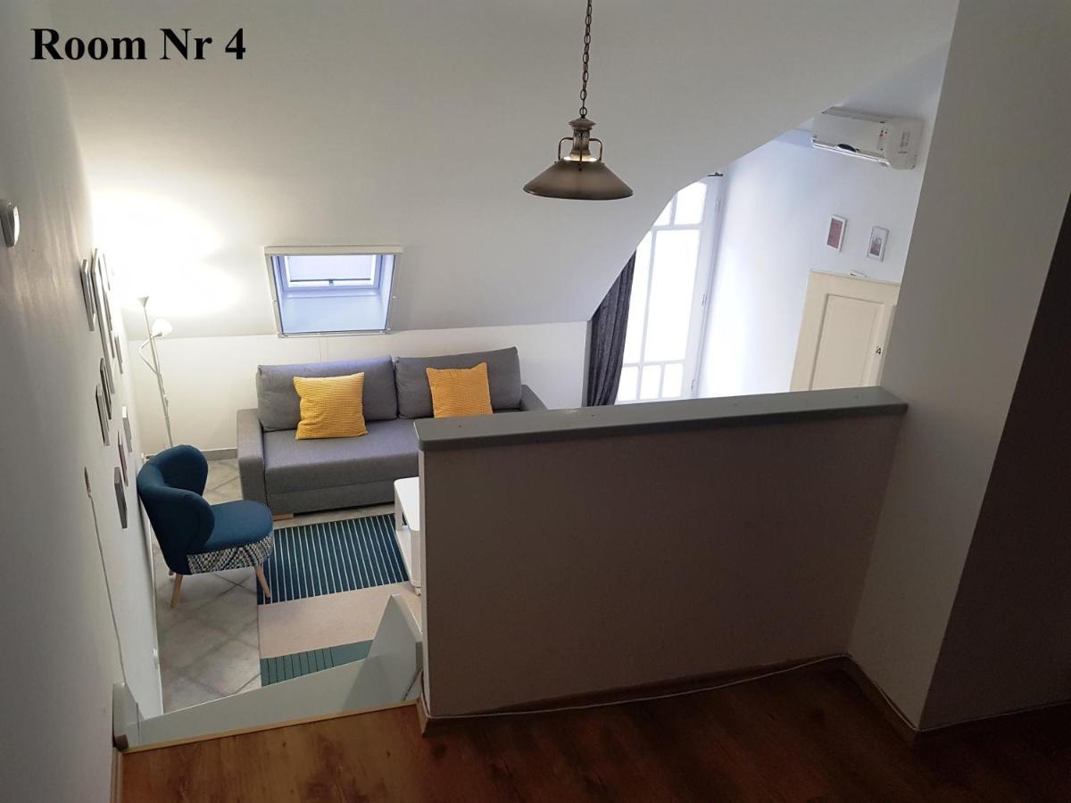 Zoli Apartmanok-Zoli Koelcsey 19 Villa Hajdúszoboszló المظهر الخارجي الصورة